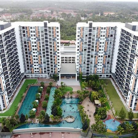 Casa Raudhah @ Timurbay Seafront Residence Kampung Sungai Karang Exterior foto