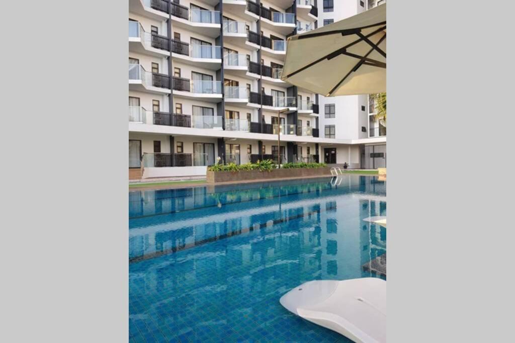Casa Raudhah @ Timurbay Seafront Residence Kampung Sungai Karang Exterior foto