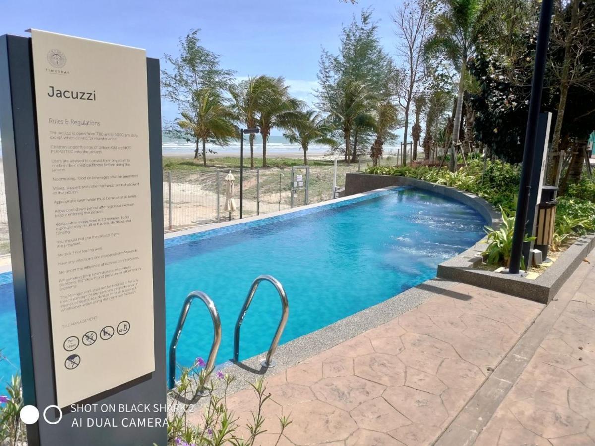 Casa Raudhah @ Timurbay Seafront Residence Kampung Sungai Karang Exterior foto